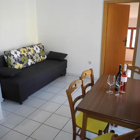 Ferienwohnung Fur 4 Personen Ca 40 Qm In Crikvenica, Kvarner Bucht Und Umgebung - B58533 * Crikvenica